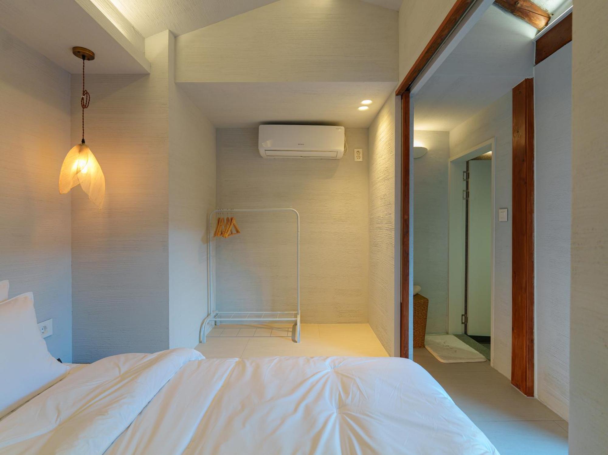 Bukchon Hanok - 'yul Jae' The Access Code Is Sent By Message 公寓